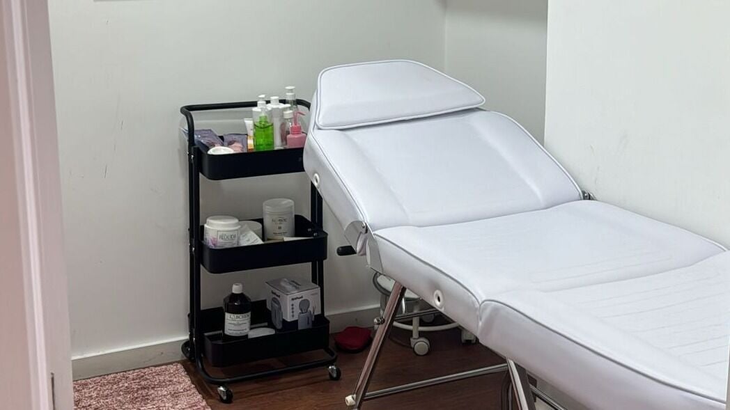 Pure Moments Beauty Studio